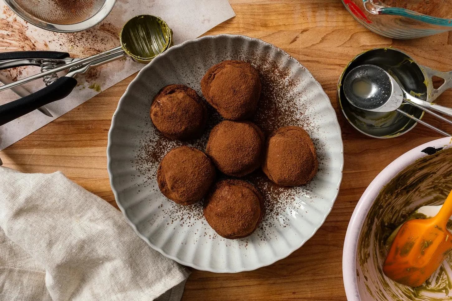 Dubai chocolate chewy cookie with pistachio cream and kataifi crunch from ooey bakery in Boston